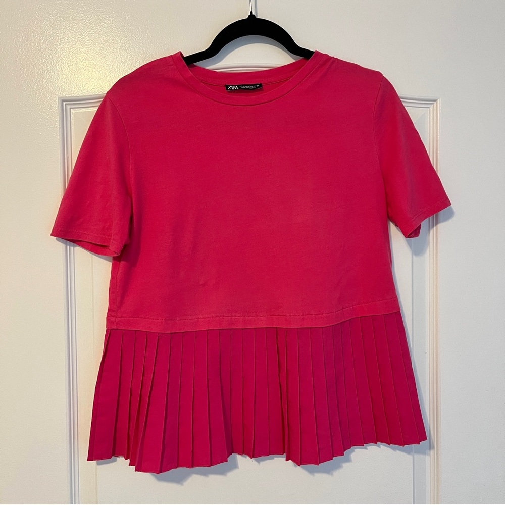Zara T-Shirt with pleated detail Size M